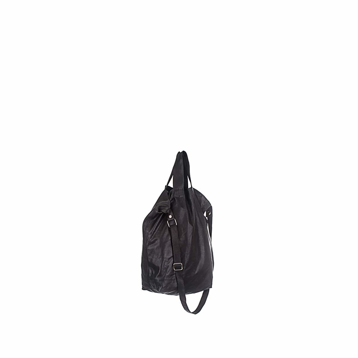 LUMI RAWTUS Tote Black, in Black. Light and stylish – that is what this RAWTUS Tote is all about.