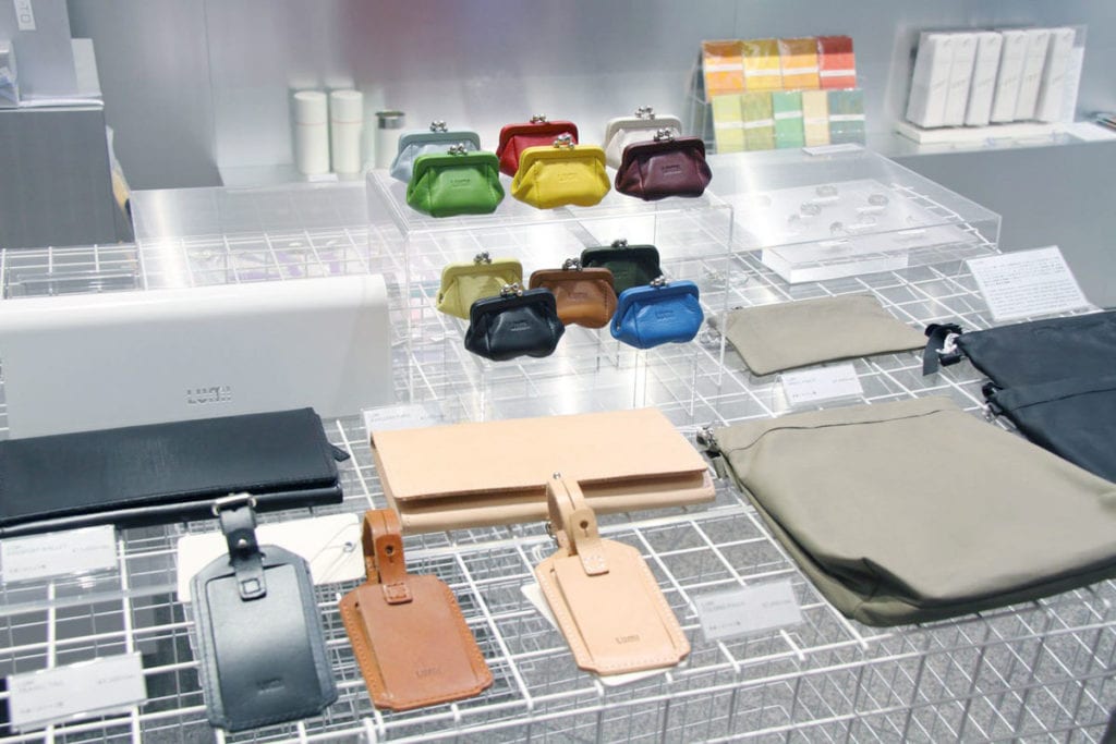 Lumi Accessories