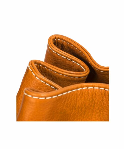 LUMI Katariina Large Bucket Bag, in cognac.