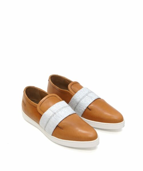 LUMI Teresa Riviera Slip On, in cognac.