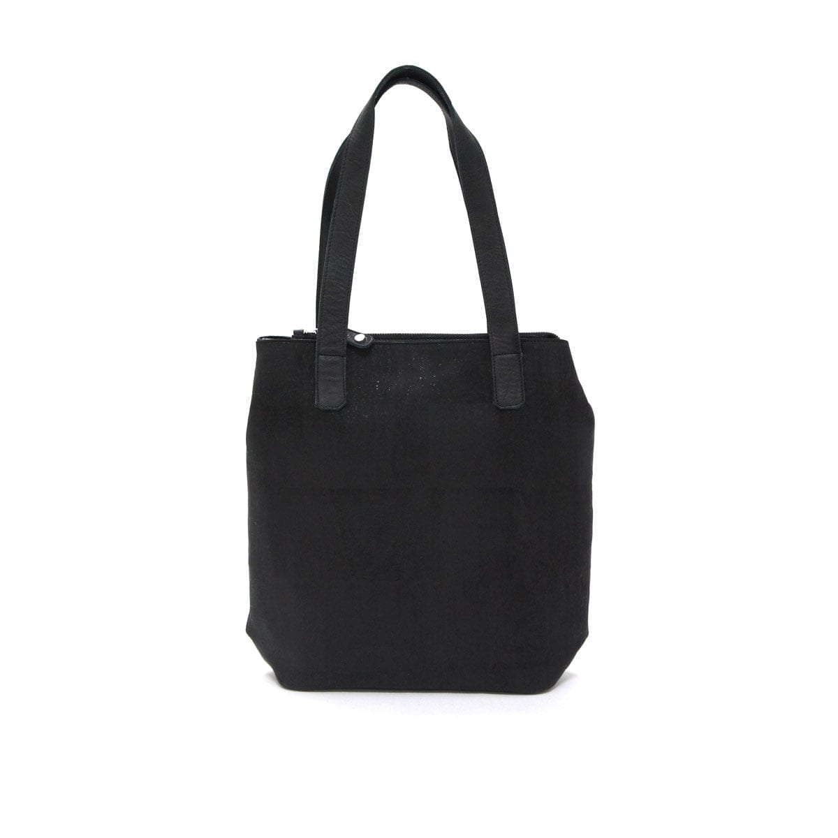 LUMI Lars Open Tote, in black cork, with cow leather in the details.