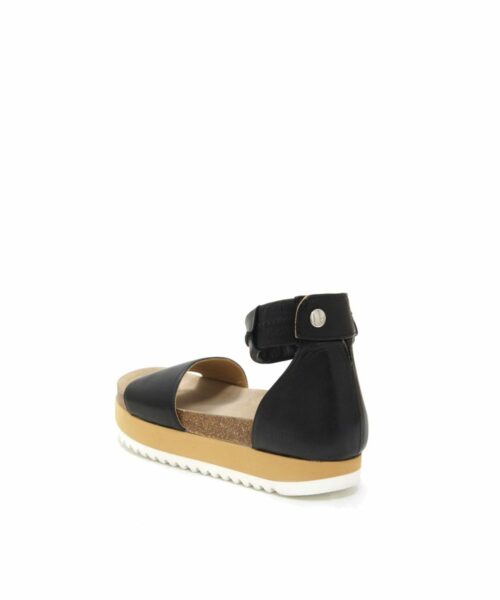 LUMI Birgitta Cork Sandal, in black, make the perfect summer shoe for every occasion. Just slip on and go!