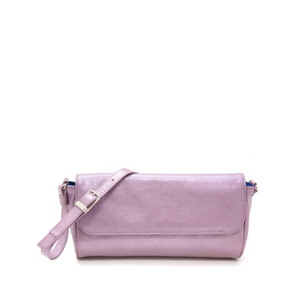LUMI Eeva Pouch Bag, in bougainvillea, is made of vegetable tanned goat leather. Chemical free dyeing.