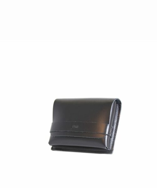 LUMI Medium Case Utility Pocket, in black, is created using natural vegetable tanned cow leather