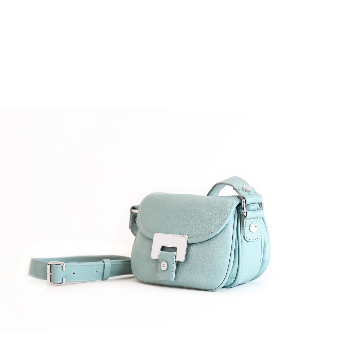 LUMI Olivia Mini Saddler, in Cielo blue.