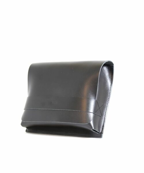 LUMI Large Case Meeting Pocket, in black, is created using natural vegetable tanned cow leather.