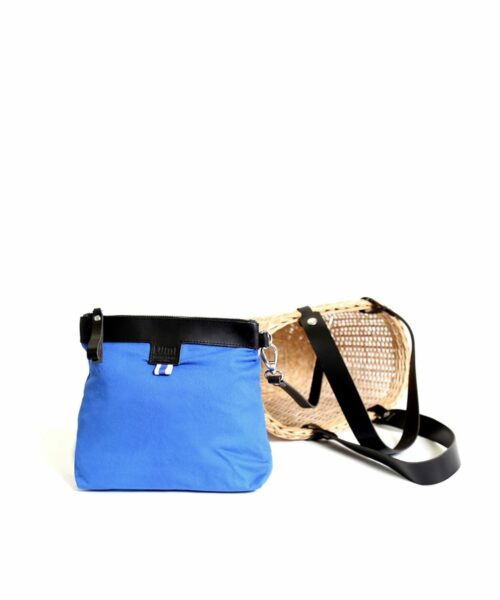 LUMI Wicker Basket, in black, makes a perfect companion to the beach. Or a picnic in the park.