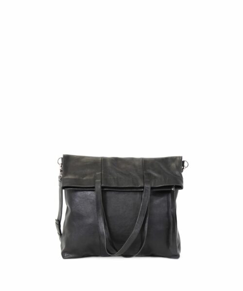 LUMI Mia XXL Tote in black.
