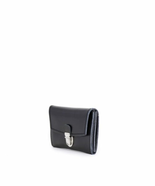 LUMI Petrus Coin Purse, in black, is created using natural vegetable tanned cow leather.