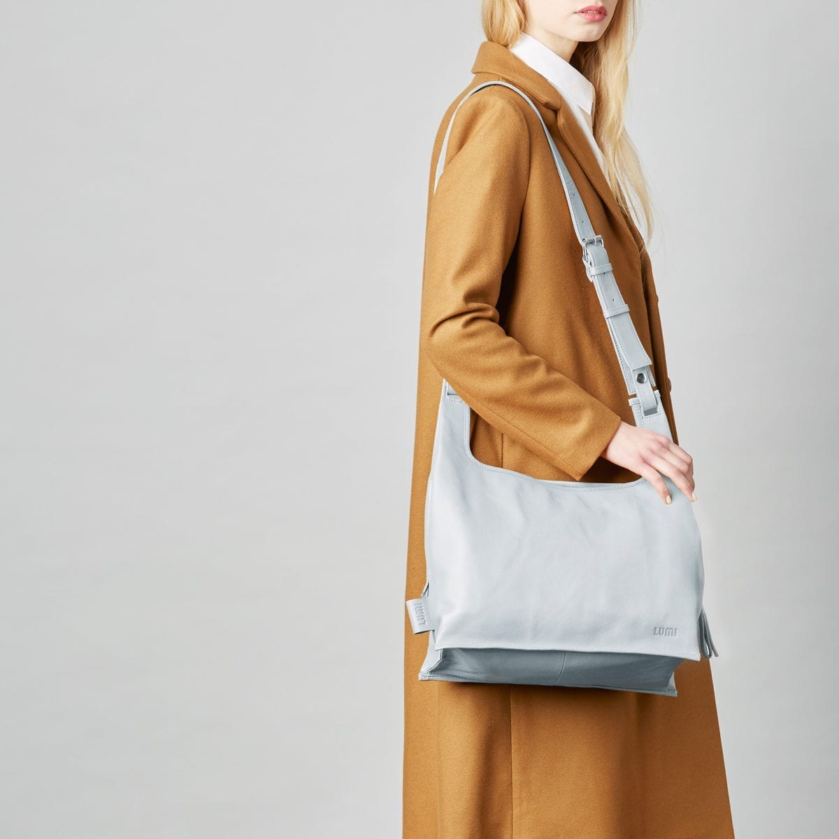 LUMI Light Supermarket Bag X-Large in beautiful light blue.