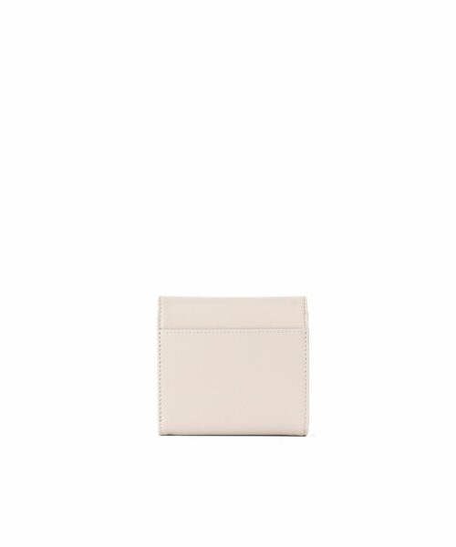 LUMI Viivi Trifold Wallet in fresh taupe and sorbet combo. This little trifold wallet safe-keeps your cards and cash in style. The wallet is handmade from lovely and soft sheep napa leather, which makes it beautiful to hold in your hand.