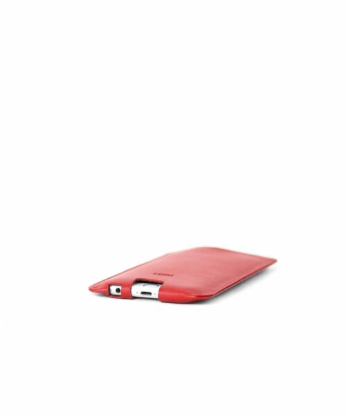 Onerva Phablet Case in stunning red.