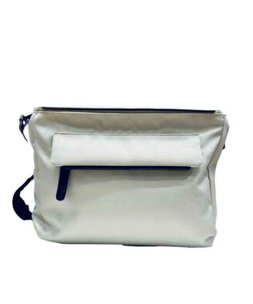 Large Pocket Beige