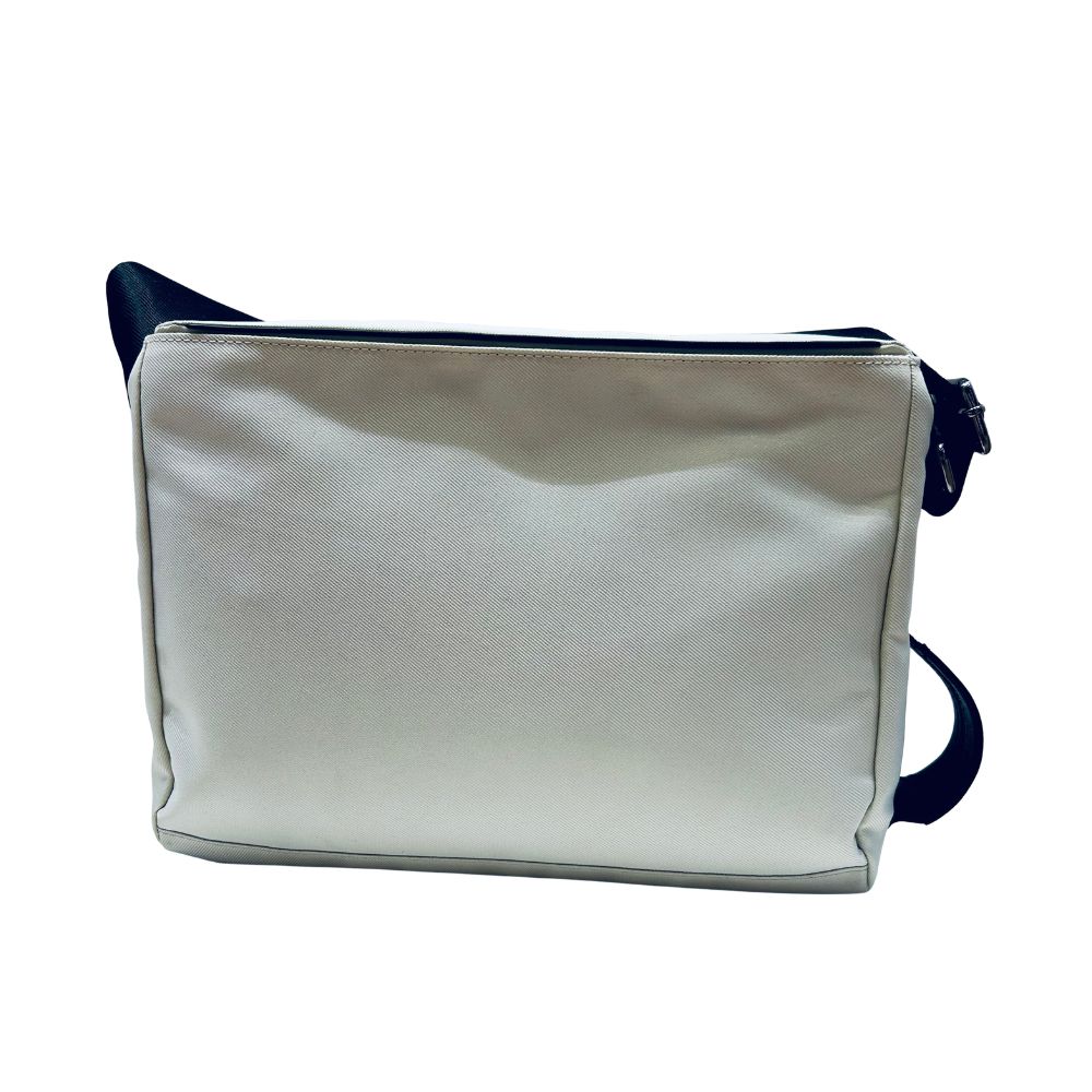 Large Pocket Beige - Image 3