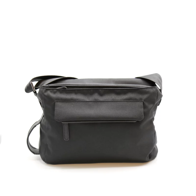 Large Pocket Black